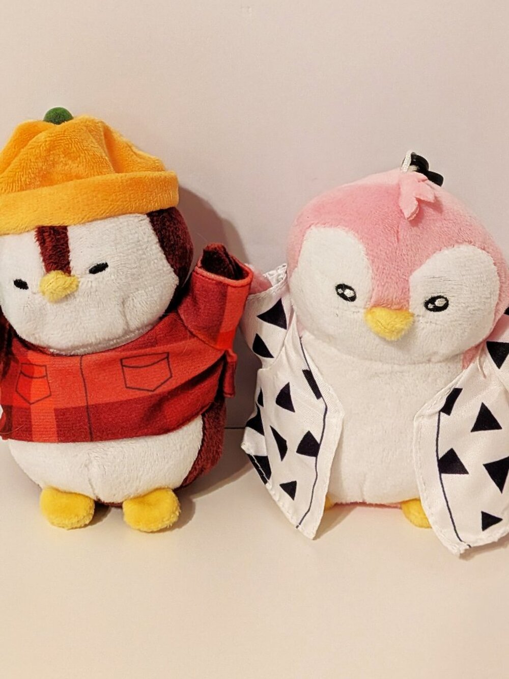 P.M.I. Pudgy Penguins Flannel Pudgy Huddle 5" Plush Clip-On Set of 2 Keychains